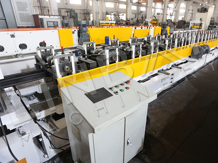 Cast Iron Structure Chain DriveAutomatic Perforated Cable Tray Roll Forming Machine