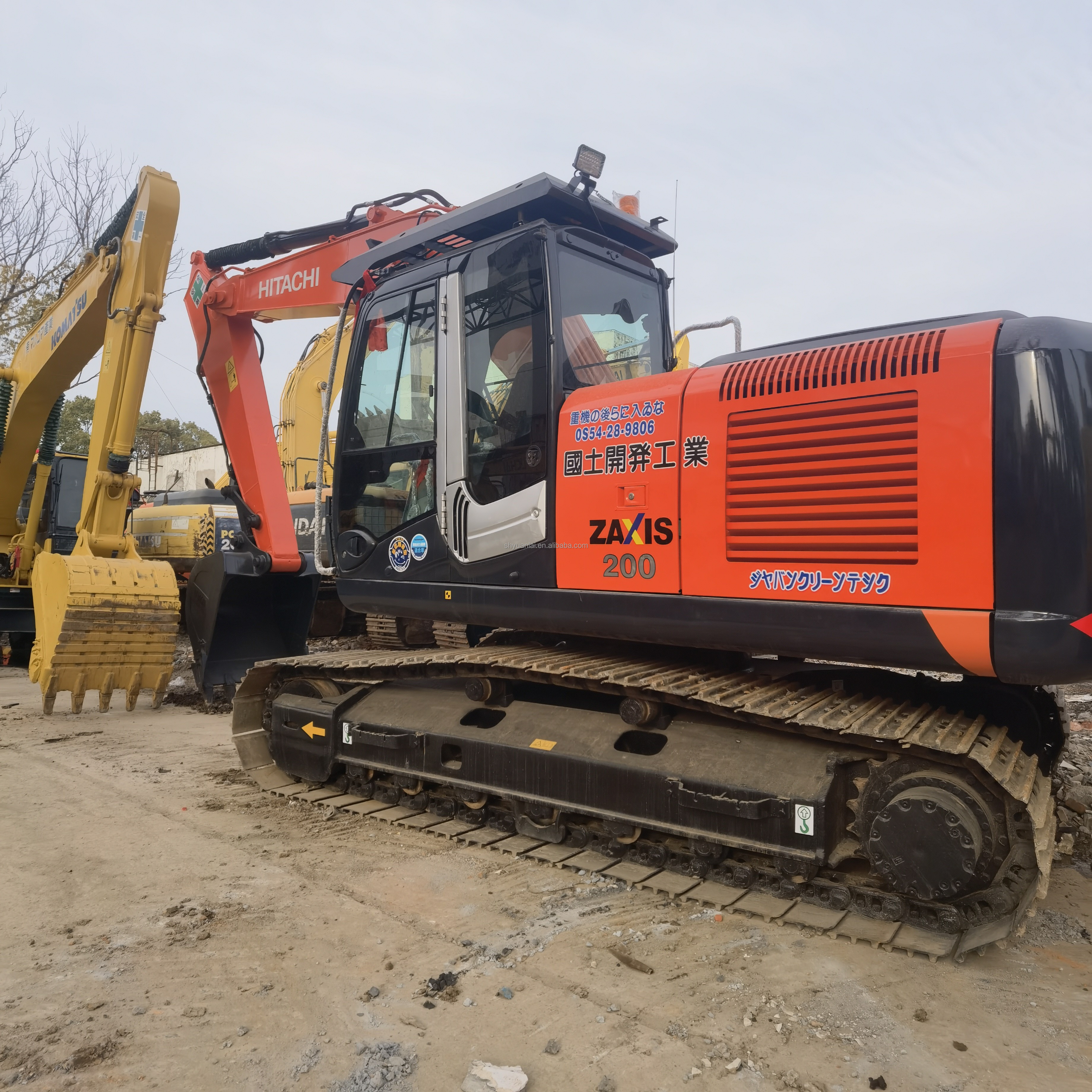 Original Japan Used Hitachi ZX200 Excavator with 125kw and Low Working Hours 0-2000