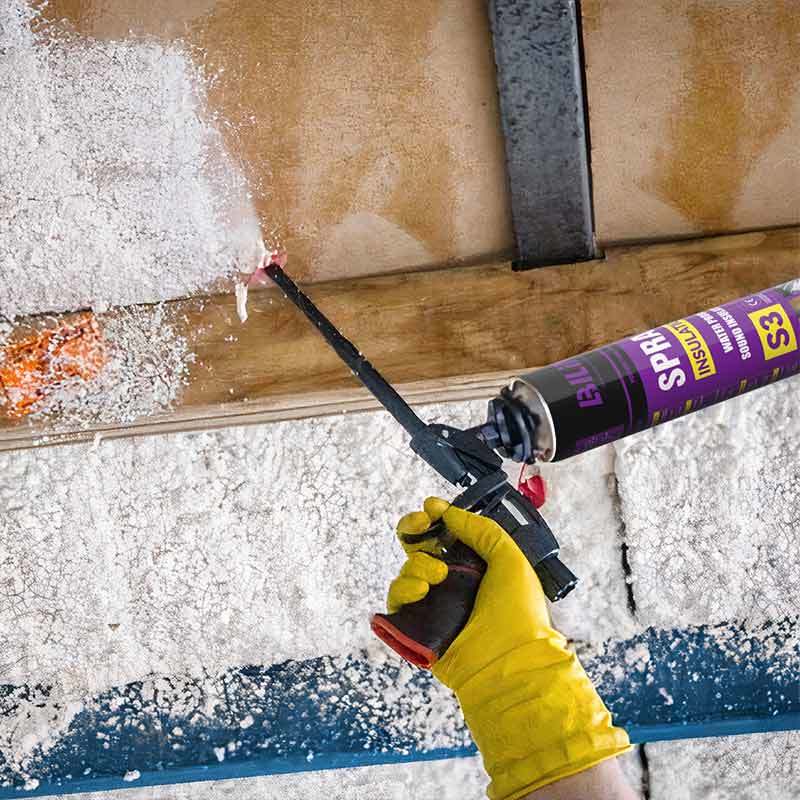 900ml Expandable PU Foam Spray High Bonding Mildew And Erosion Resistant