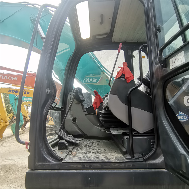 Good Condition Kobelco 25 Tons Crawler SK250 Heavy Construction Equipment 2019 Year