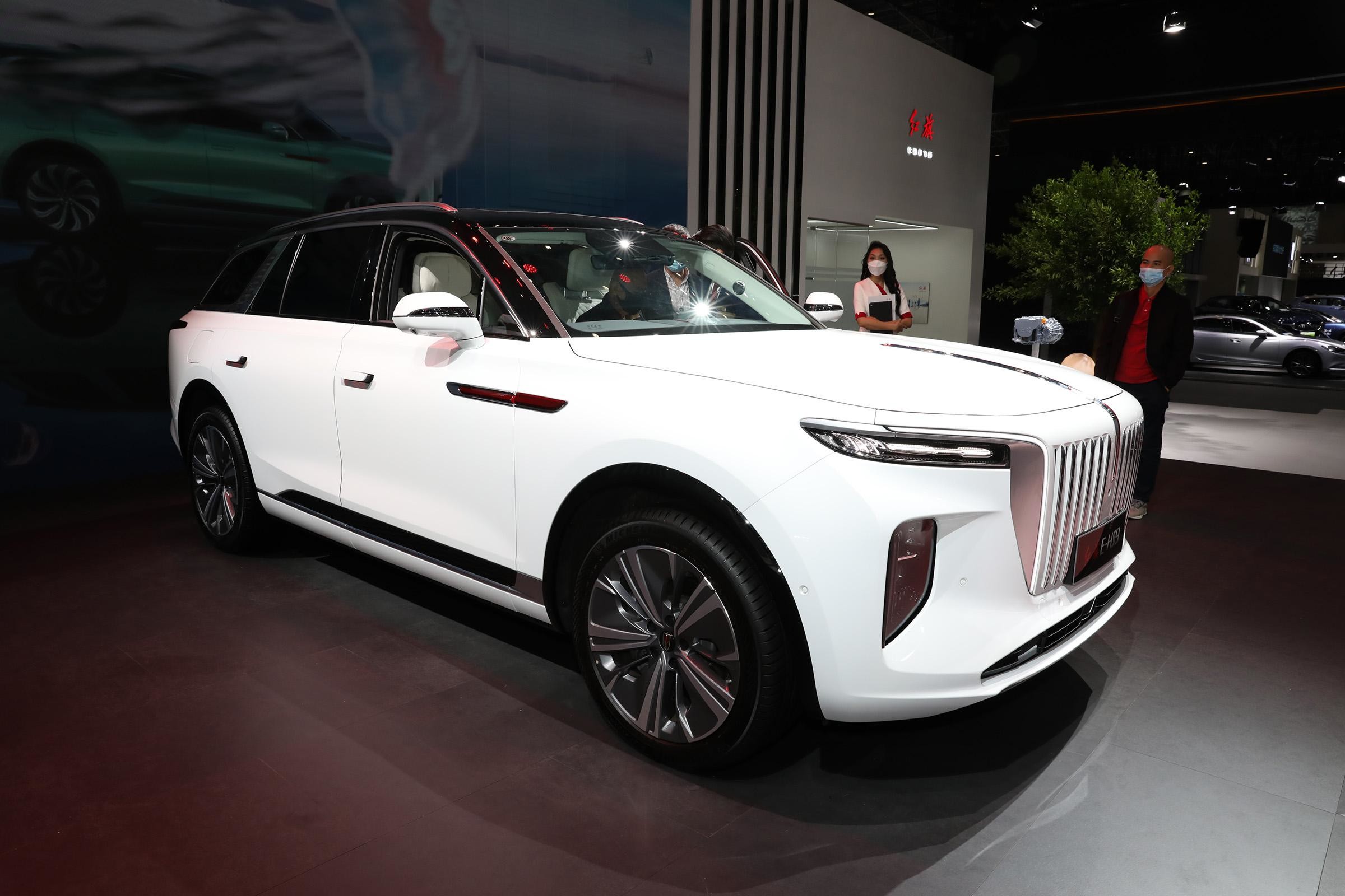 Traction Control Long Range SUV Hongqi E HS9 Auto Electric Cars Dual Motor 4WD