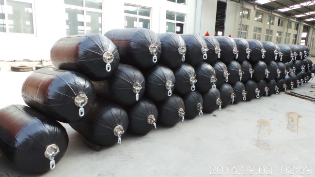 Berthing Sling Fender Overall Winding STS Floating Boat Rubber Fenders
