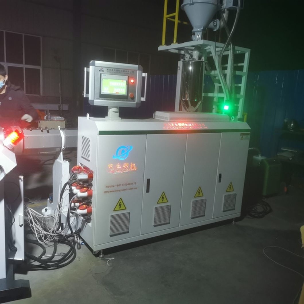 High Output HDPE PP Water Supply Pipe Extrusion Production Line 50-160 mm