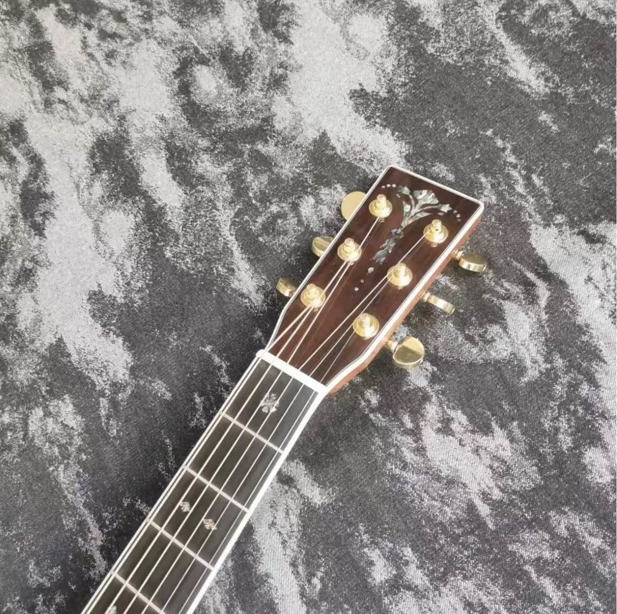 Custom 40 "full solid wood OM42 series yellow acoustic guitar Martin guitar style