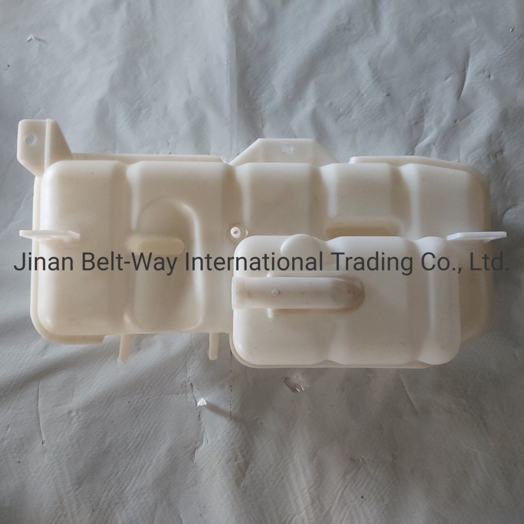 Sinotruk HOWO Truck Parts Truck Spare Parts 07 Expansion Tank Vg9719530260/07