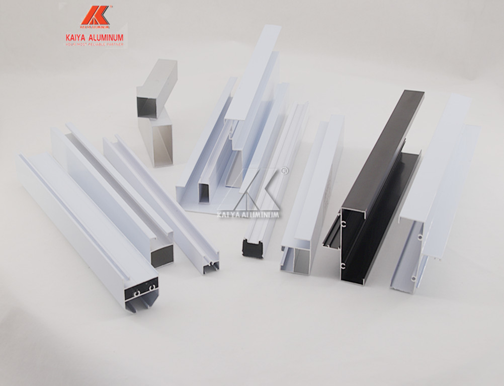 Powder Coating Aluminum Window Extrusion Profiles 6061 For Coach Station