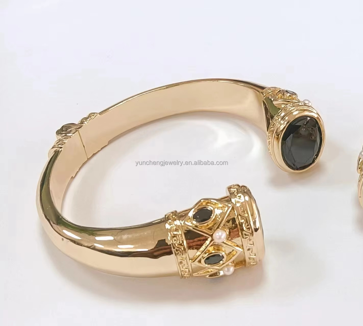 Plating Brass Bangle Bracelets Cuff Jewelry Garnet Stones Silver Jewelry Glitter CZ