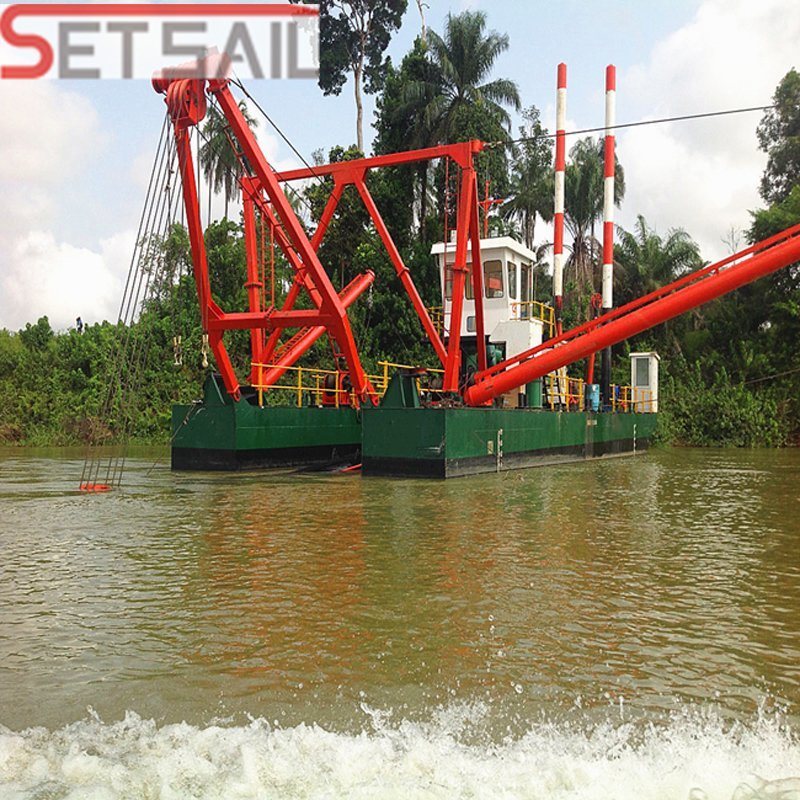 Cater Diesle Engine River Sand Dredging Equipment with Mud Pump