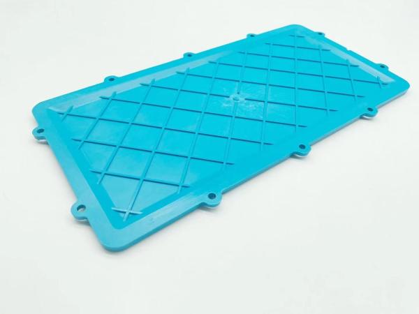 0.05mm Precision SGS Automotive Plastic Injection Mouldings Single Cavity Top