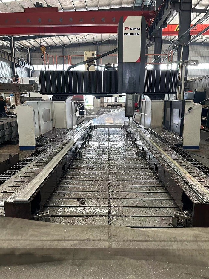 12KW-60KW CNC Fiber Laser Cutting Machinery CTHP6025 CTHP12025 CTHP18035 CTHP24035