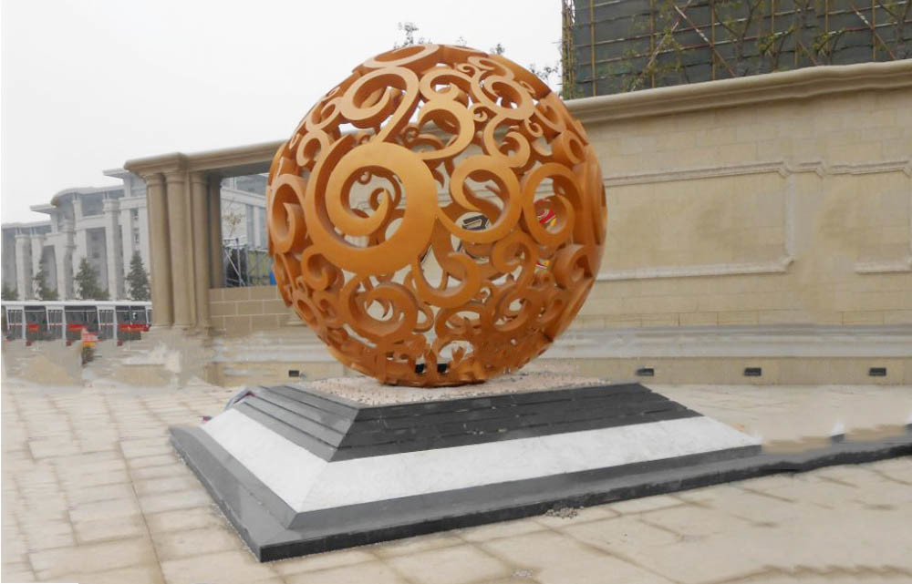 Abstract Large Modern Outdoor Sculpture , Contemporary Ball Garden Sculptures