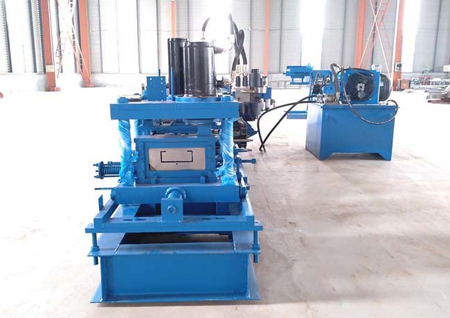 C Shape Purlin Roll Forming Machine Coil Sheet Thickness 0.7-3mm Productivity 20-25 M/Min