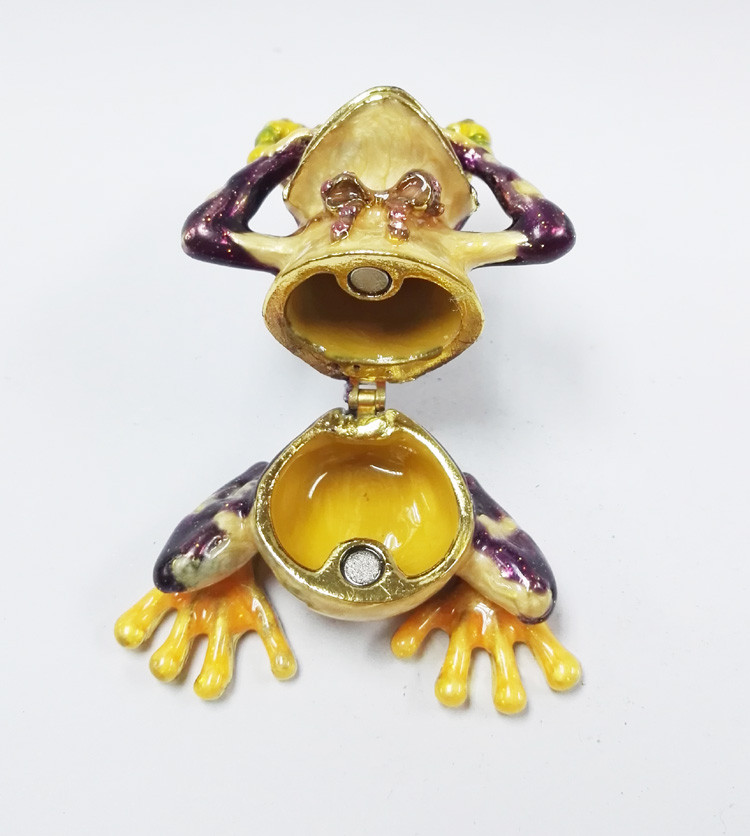 Chimbing frog hinged trinket box metal trinket box treasure box metal jewelry box