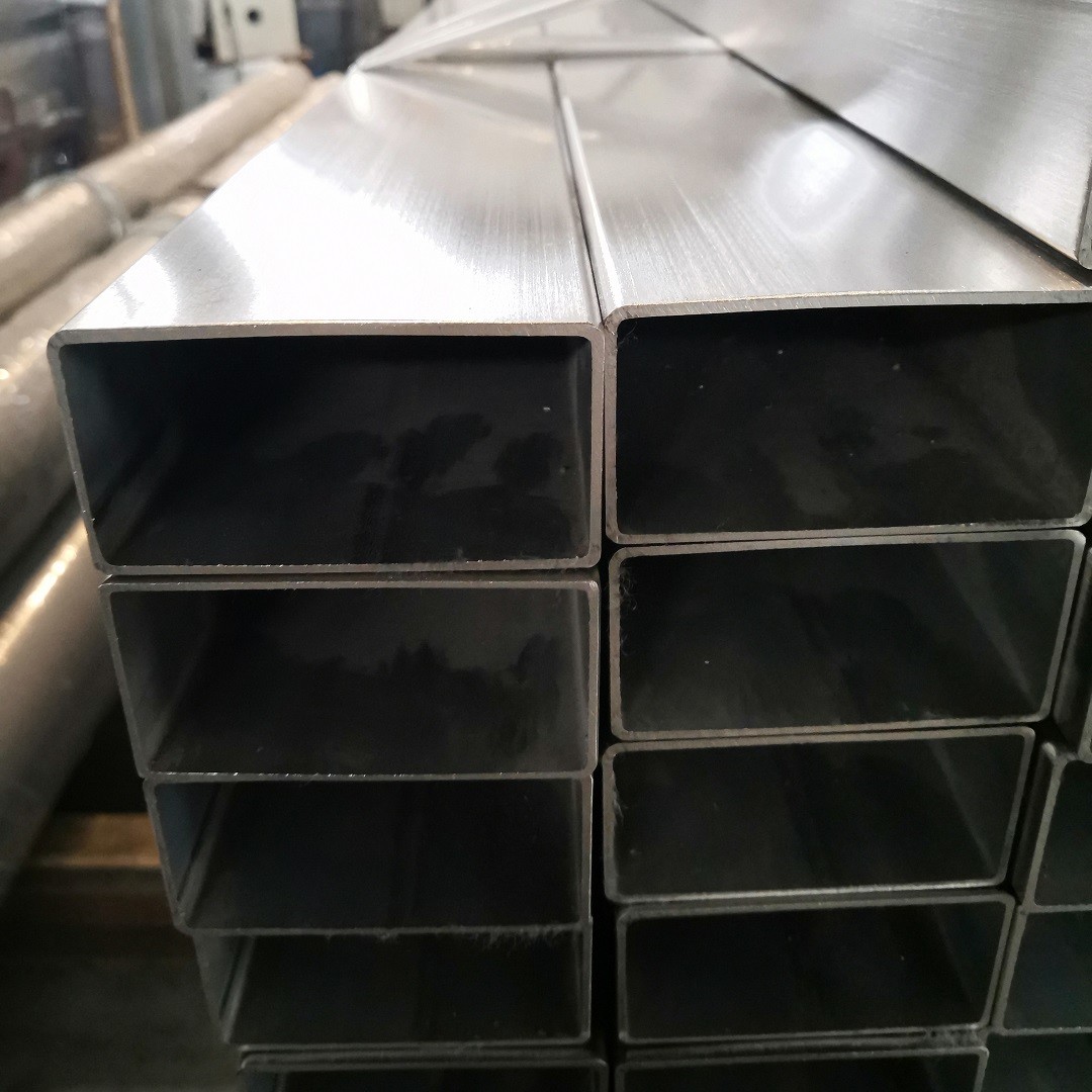 Bright Polished 300# 400# 600# Stainless Steel Square Pipe Tube Grade 201 304 in 6m Length for Structure