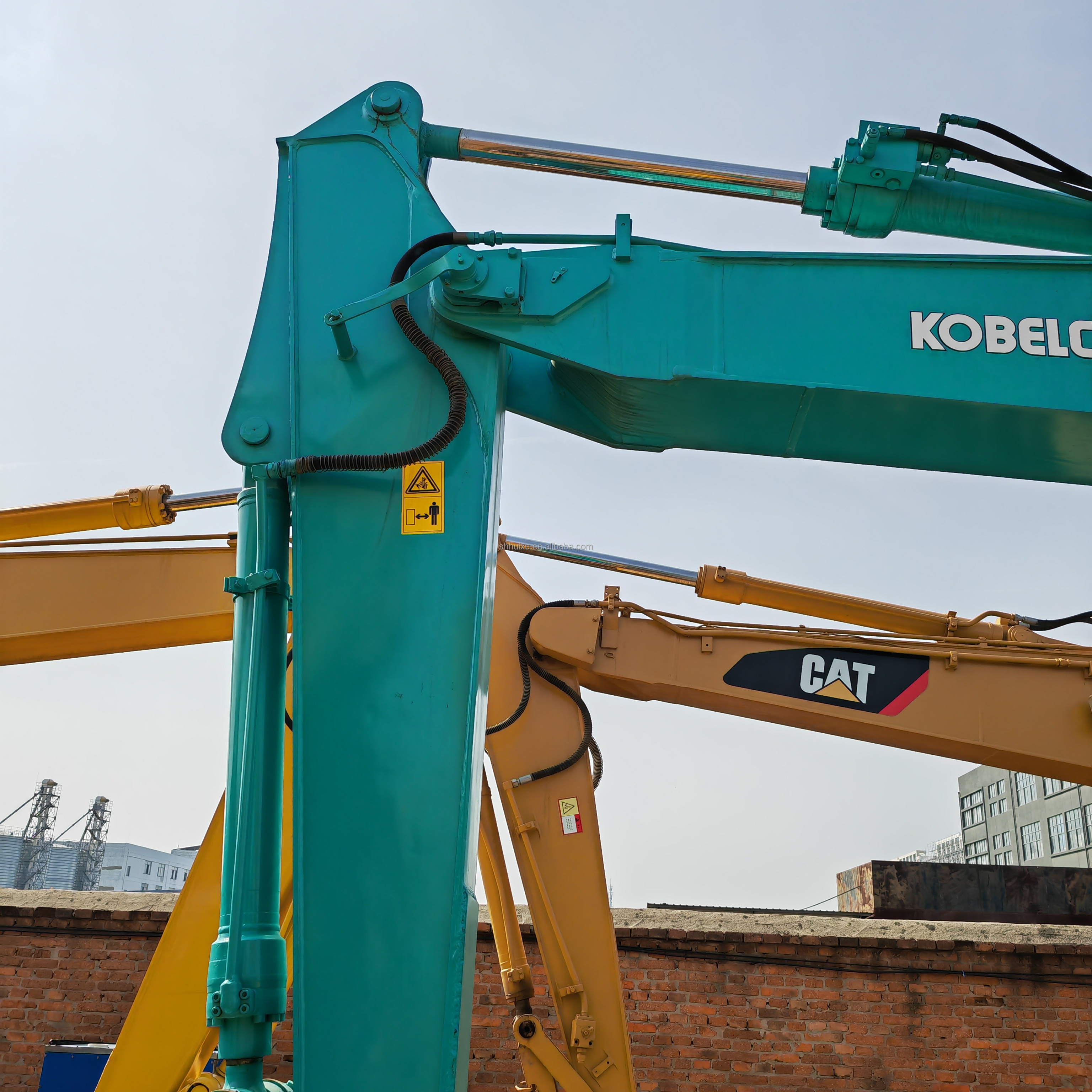 Used 135 Kobelco Excavator Blue Paint Second Hand Kobelco135 13 Ton