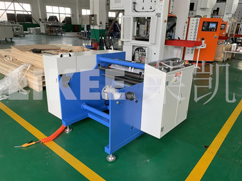 Failing Precision 0.01mm Disposible Semi Automatic Foil Cutter Rewinding Machine
