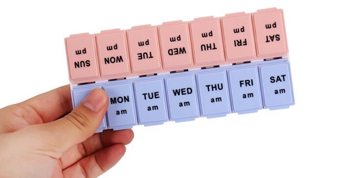Portable Creative style foldable travel plastic cup with pill case, Random color creative travel cup with pill case for