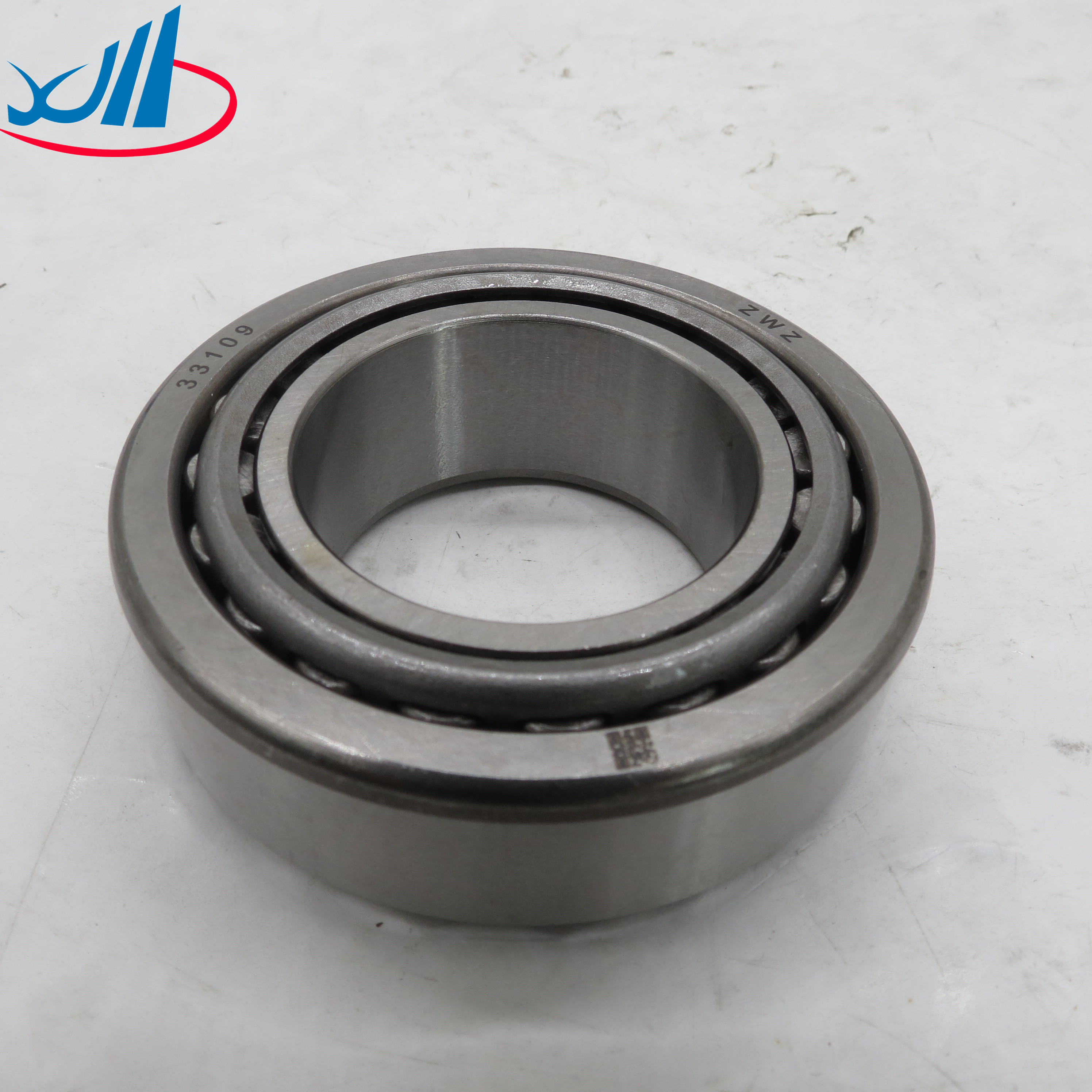 Shacman Spare Parts Inch Size Tapered Roller Bearings LM245848 / LM245810