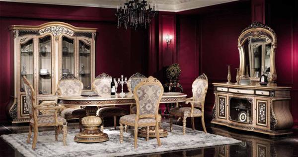 Quality Royal Oak Dining Table 6 Seater for sale