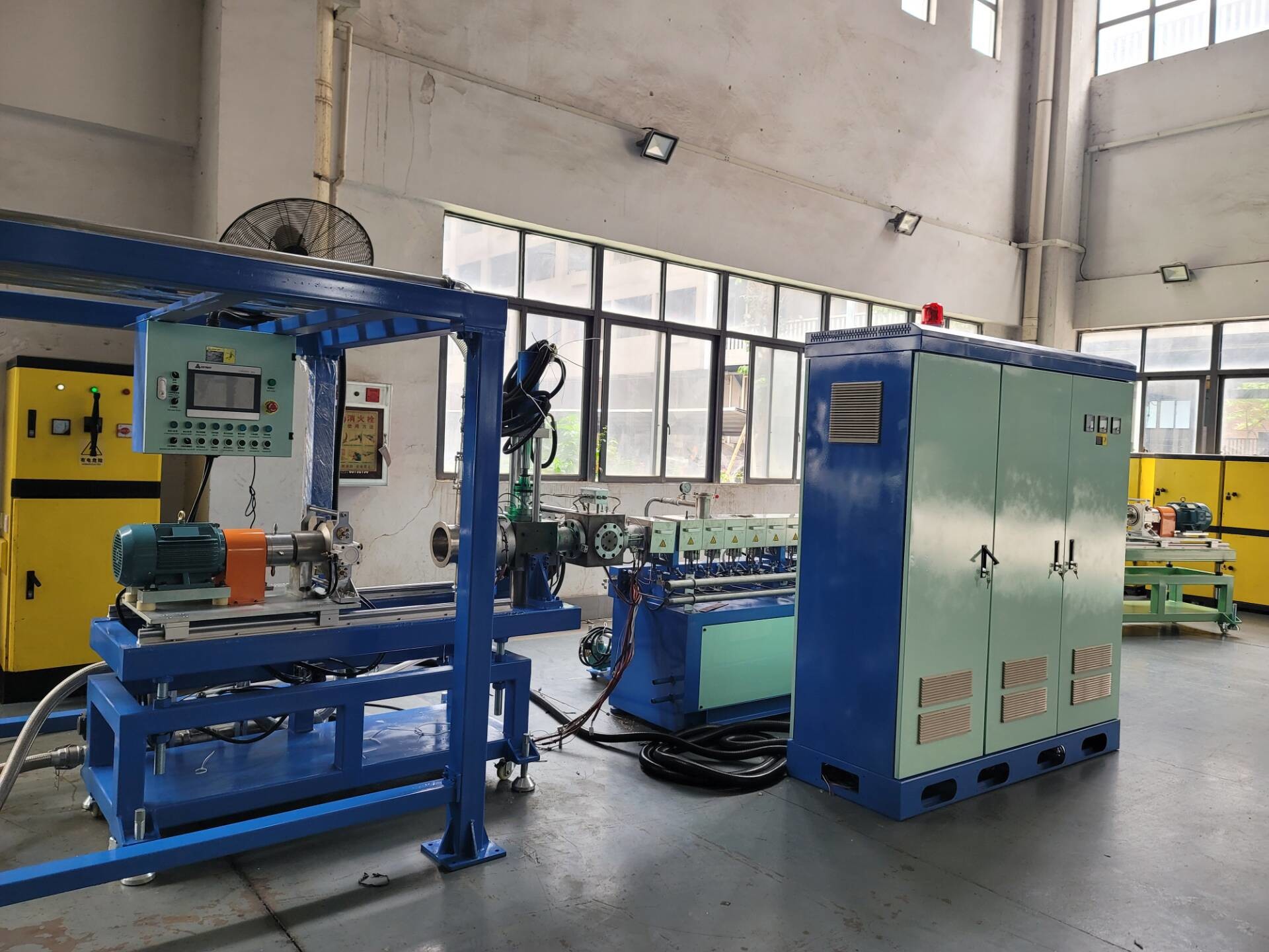 EVA / TPR / TPE / TPV /TPU Twin Screw Compounding Extruder with Underwater Pelletizing