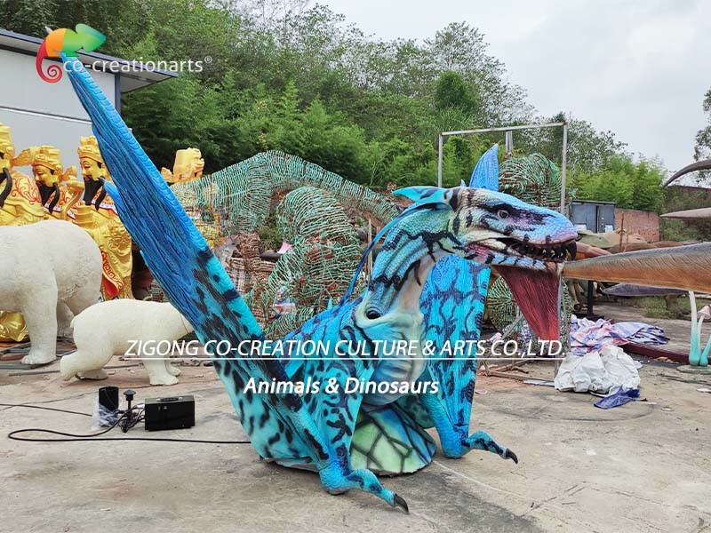 Avatar Animatronic Characters Monster Mountain Banshee