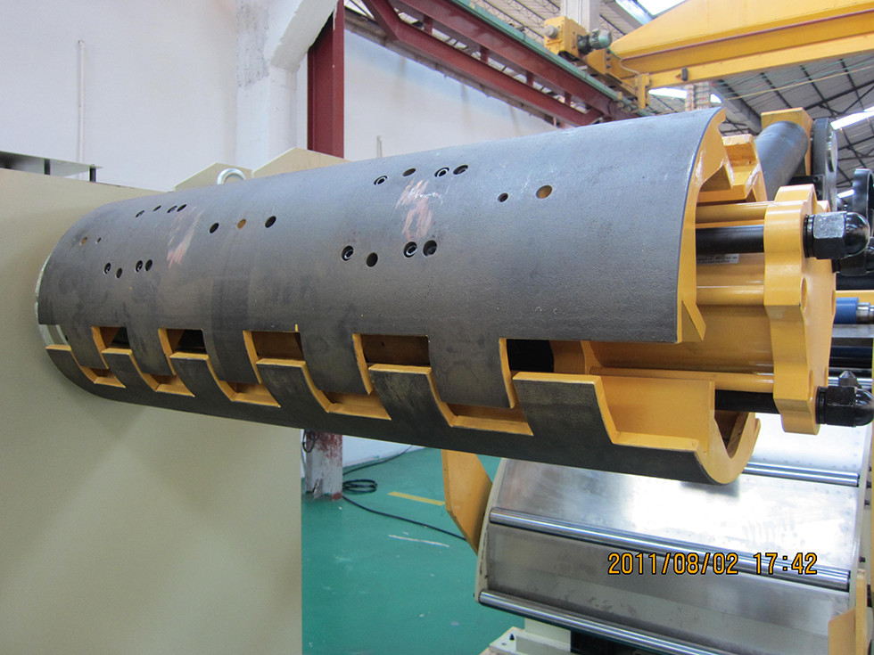 Straightening Shearing Machine Customized Metal Auto Parts Stamping Machine