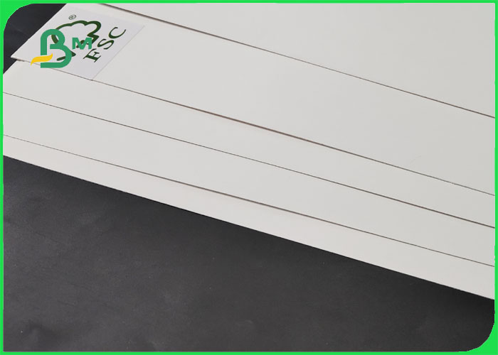 Good Ink Absorption Cardboard Paper Roll 300 / 400gsm Outer PackIing Of Instant Noodles