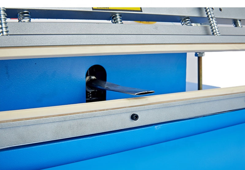 DUOQI DZQ-400TE Nitrogen Flushing Vacuum Sealer for Bag Sealing Packaging Machine