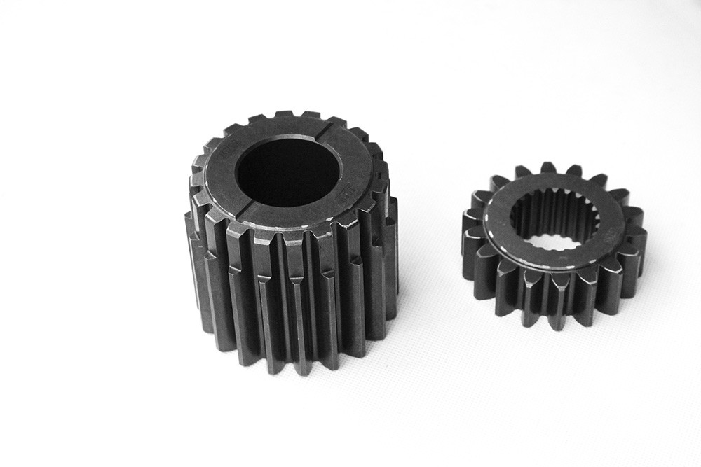Excavator parts R210LC-9S/R220LC-9S Swing sun gear 39Q6-12320/39Q6-12240 TGFQ swing gearbox