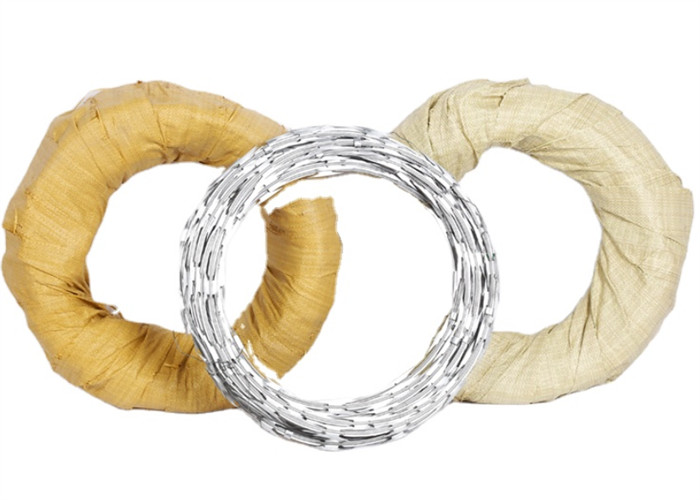 Hot Dip Galvanized Cbt 65 Razor Wire PVC Coated 900mm For Boundary Fencing
