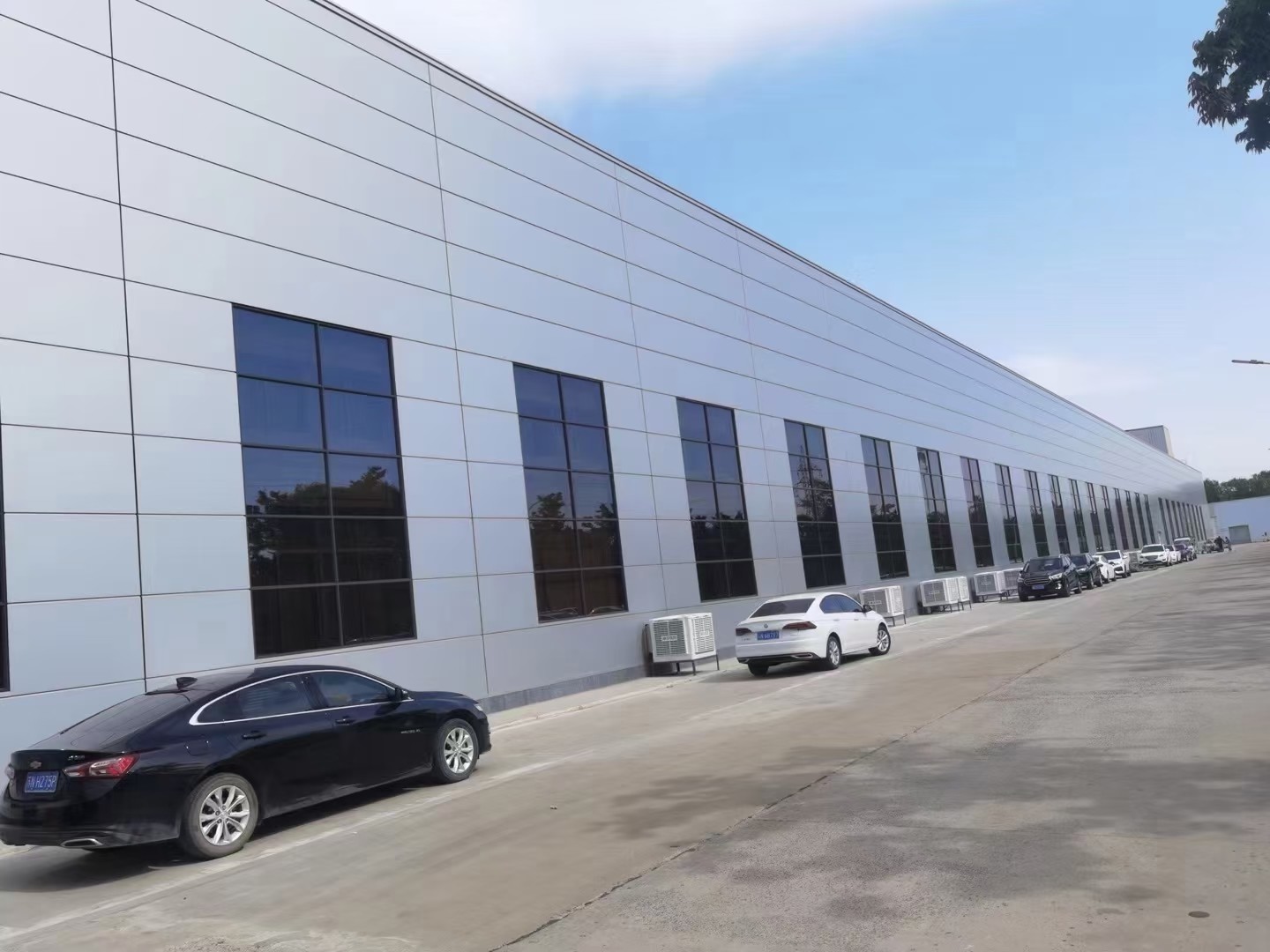 Q355B Grade Heavy Duty Fireproof Steel Structure Workshop Building Construction