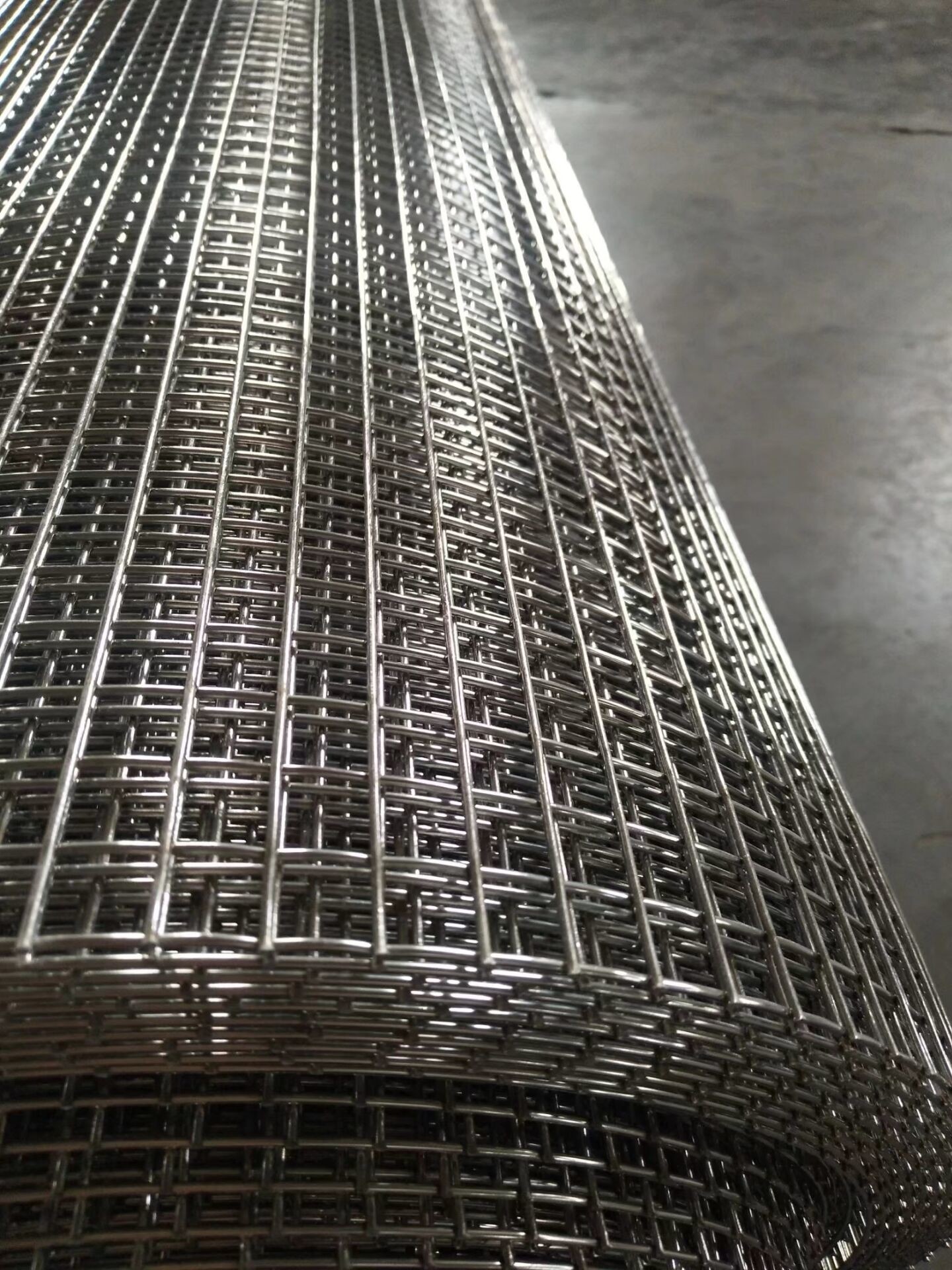 10mmx10mm SS316 SS Welded Wire Mesh Anticorrosion Non Deformable