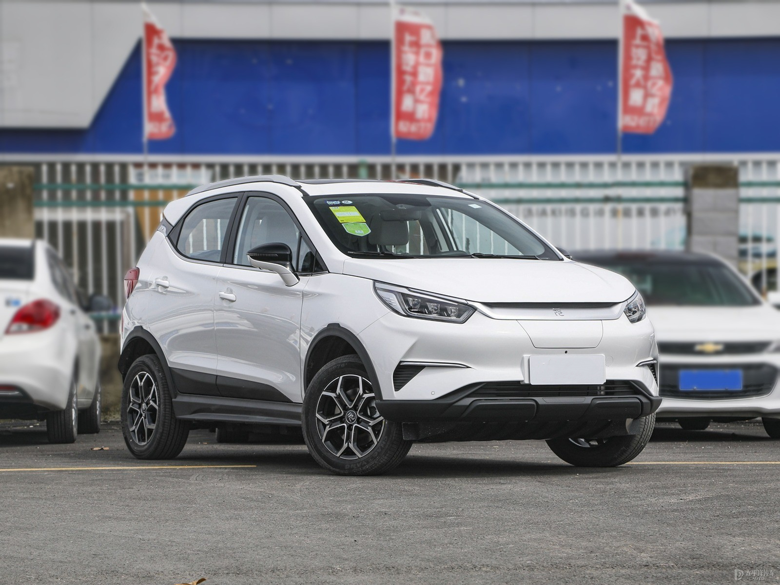 Hot-selling New Energy Ev Four Wheels Car Made In China With Lower Price Byd Yuan Used Cars