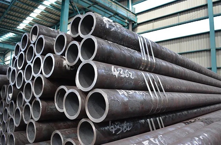 Decoiling Carbon Steel Api Pipe 1000mm Carbon Steel Boiler Pipe Durability