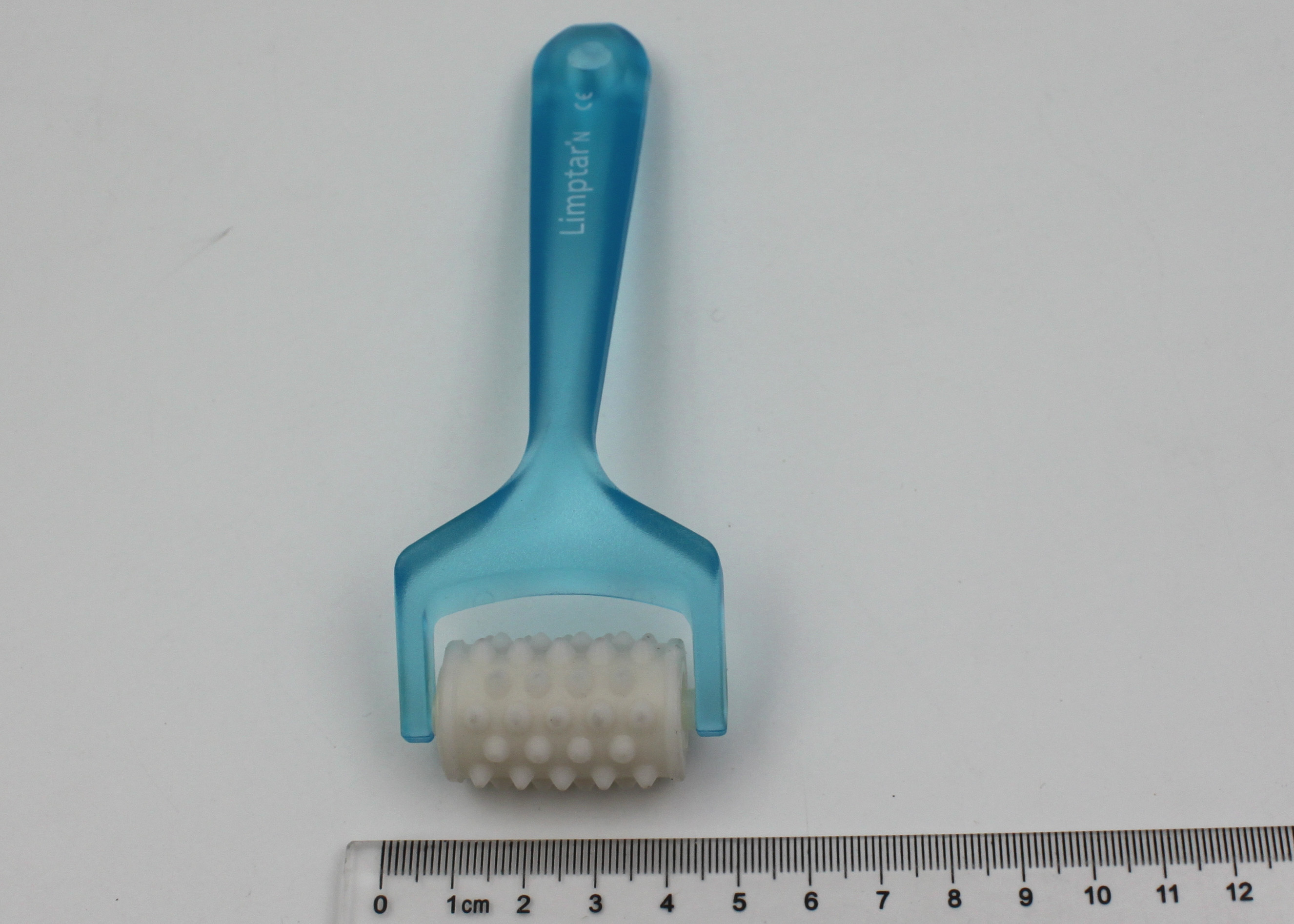 Blue Hand Held Body Massager , Toning And Relaxing Mini Body Massager