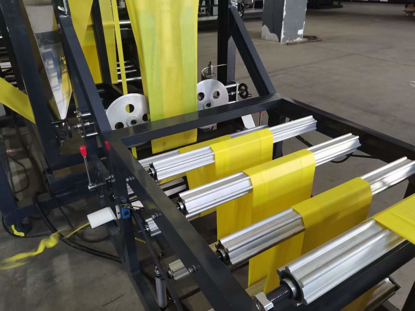 PLC 120pcs/ Mins T Shirt Bag Machine Non Woven 5KW For Supermarket