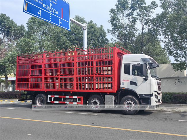 Custom Dongfeng 6x2 8x4 Lhd Rhd Constant Temperature Pig Transportation Crate Pig Transport Truck