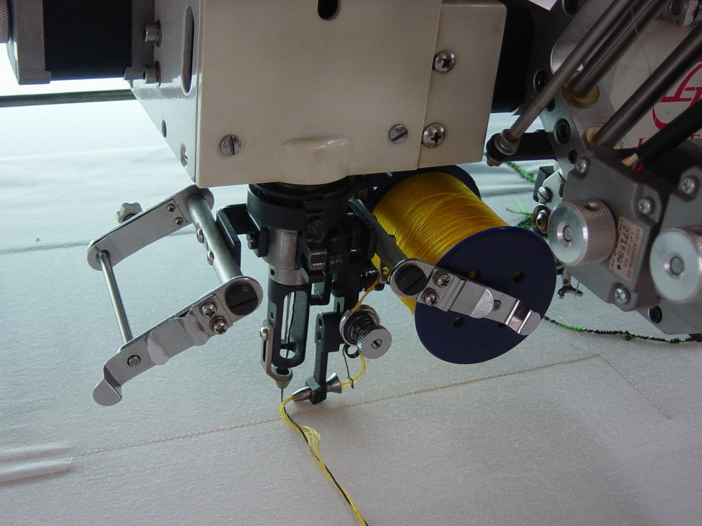 4 In 1 Automatic Embroidery Machine , 12 Head Embroidery Machine Multi Languages Available