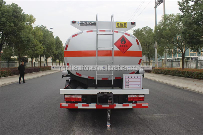 Dongfeng Small Fuel Delivery Tank Truck 5000 Liters Fuel Bowser Truck