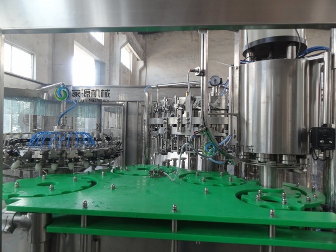 Crown Cap Beer Bottle Filling Machine 3500 BPH Glass Bottling Machine