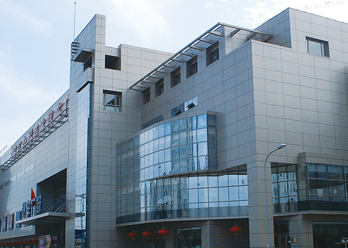 Nano Gold Aluminum Panel Curtain Wall PVDF Coating Oil Pen Resistance For Building Walls Project