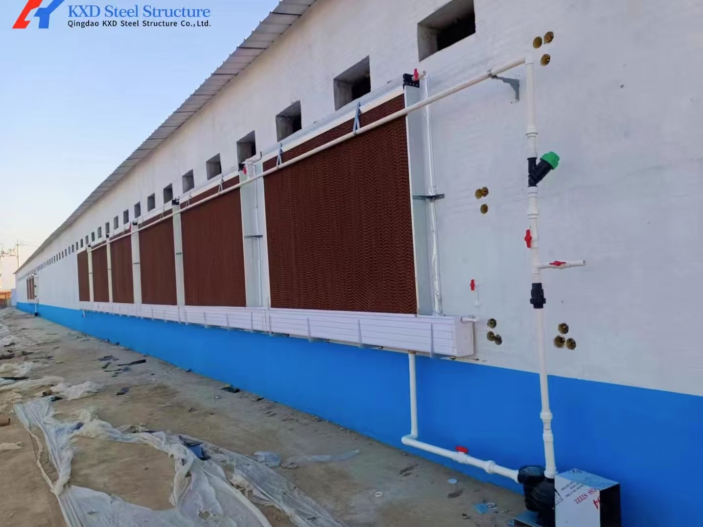 Customized Steel Poultry House , Prefab Chicken House For Layer Broiler Farming
