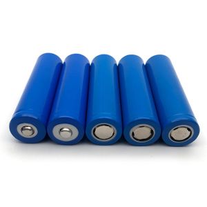 Tip Flat Top 3.7V 3000mAh 18650 Lithium Ion Battery