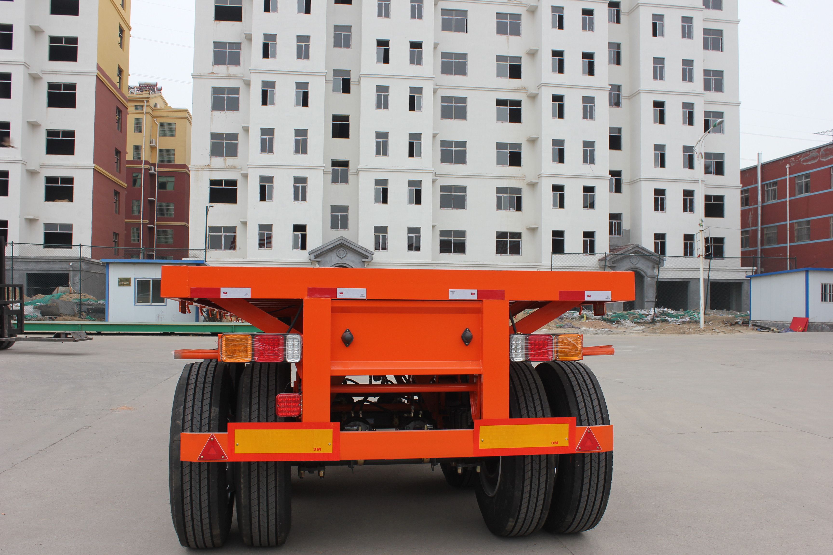 Truck Trailer Two Axles 20FT Container Flatbed Type with Light Tare Weight of 4 Ton