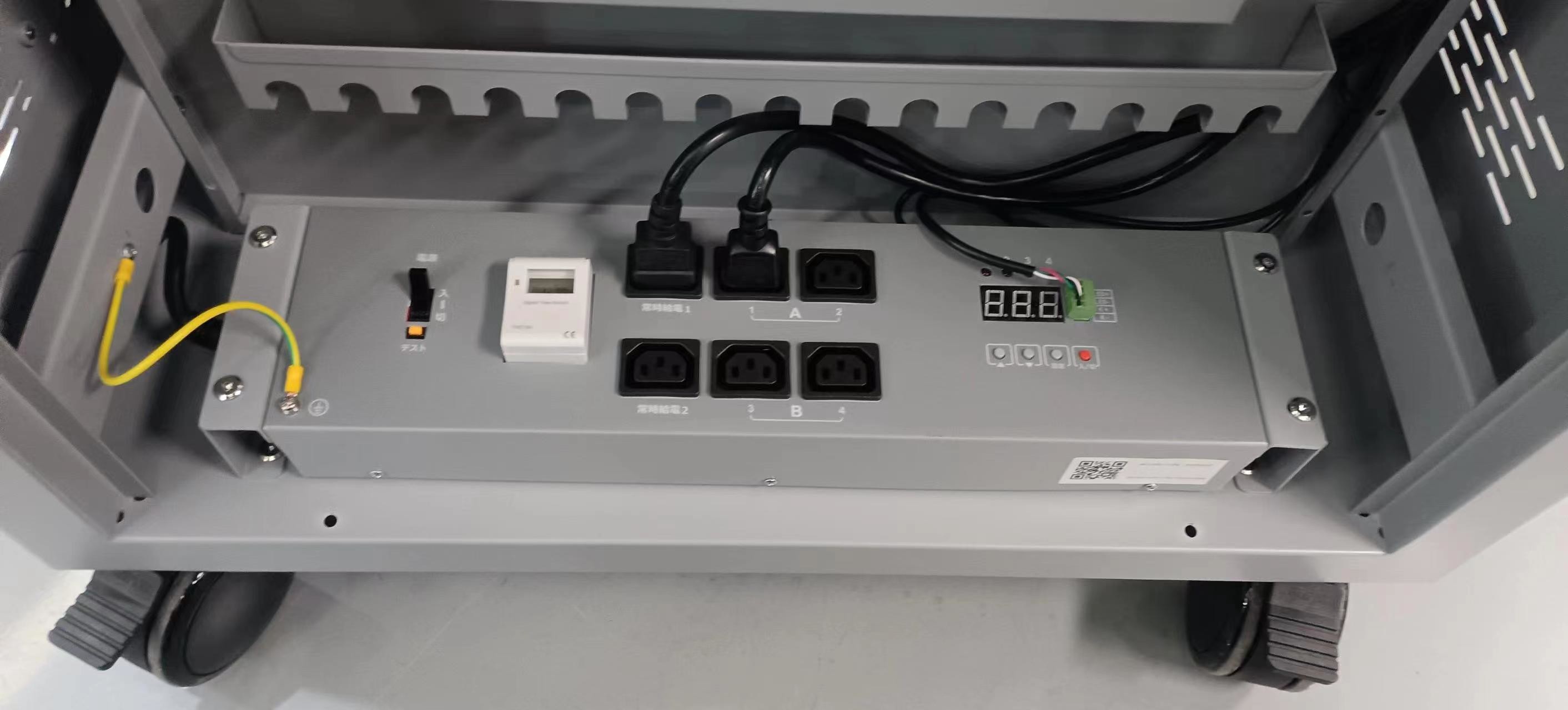 AC Charging DC Charging And USB Type-A Type-C Vault Storage IPad Charging Cabinet With Wheels