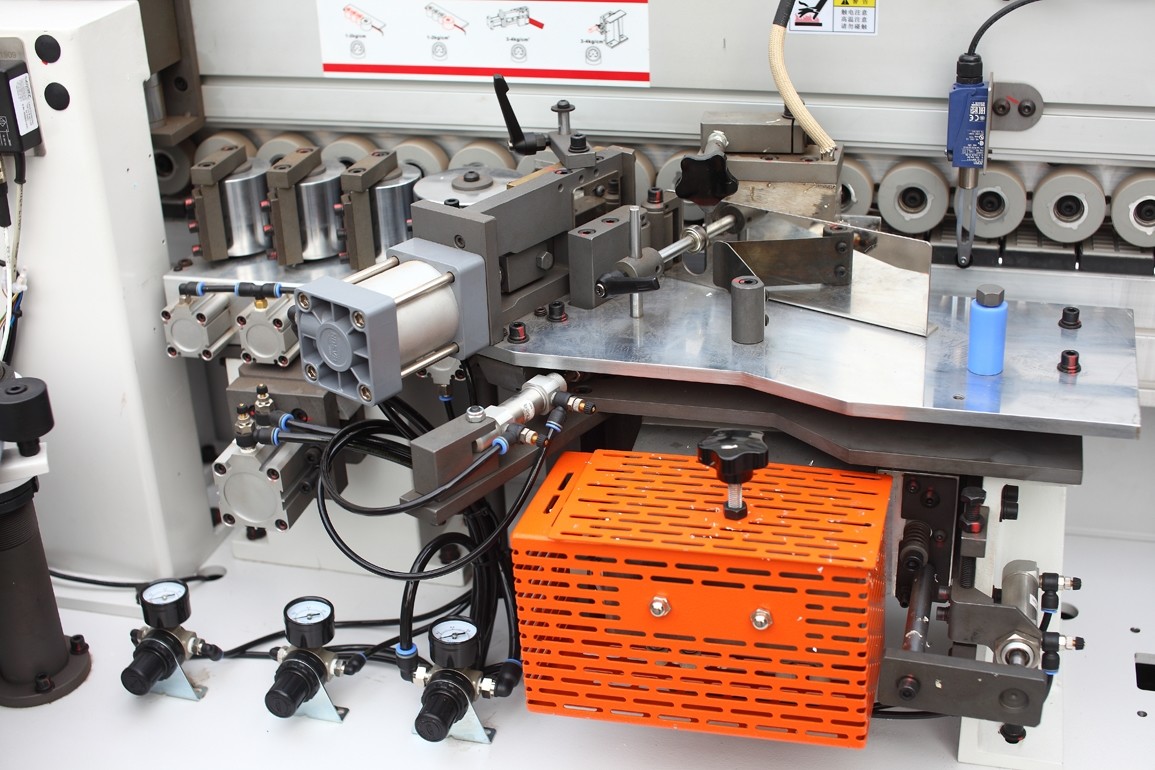 HD661J Automatic Edge Banding Machine For 10mm To 60mm Thick Panel