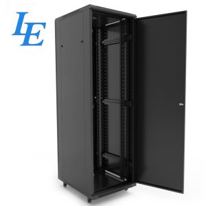 SPCC 600mm 800mm Width Data Center Racks And Cabinets With Doors