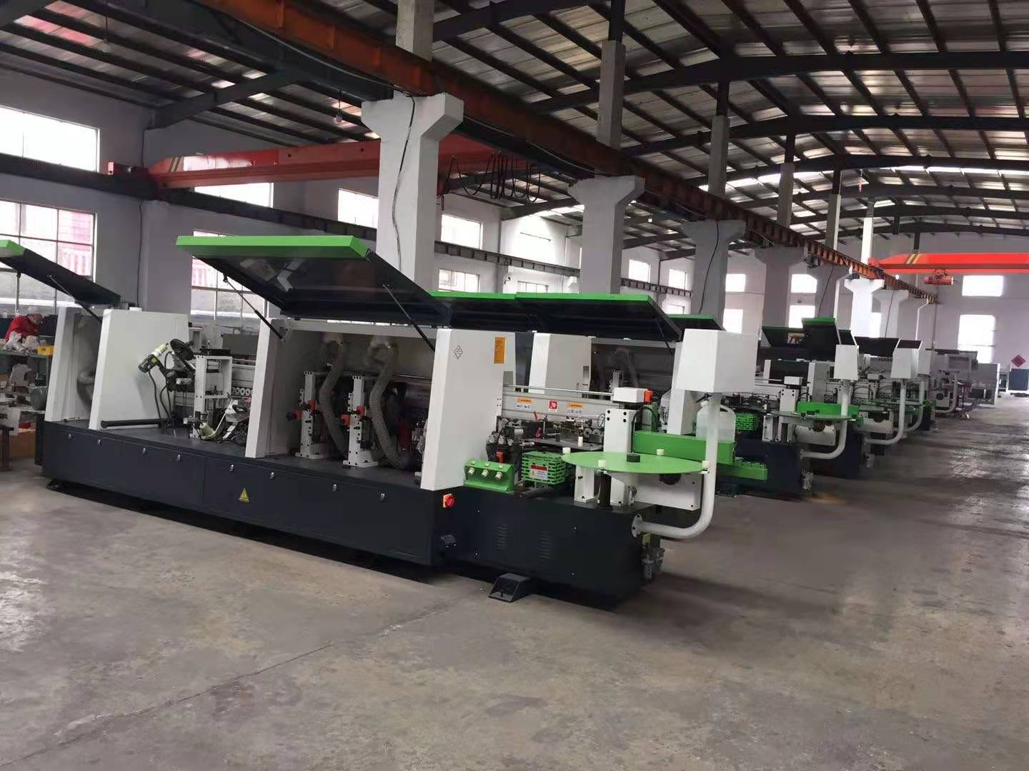 Video Technical Support Automatic Edge Banding Machine for MDF Woodworking SKY390