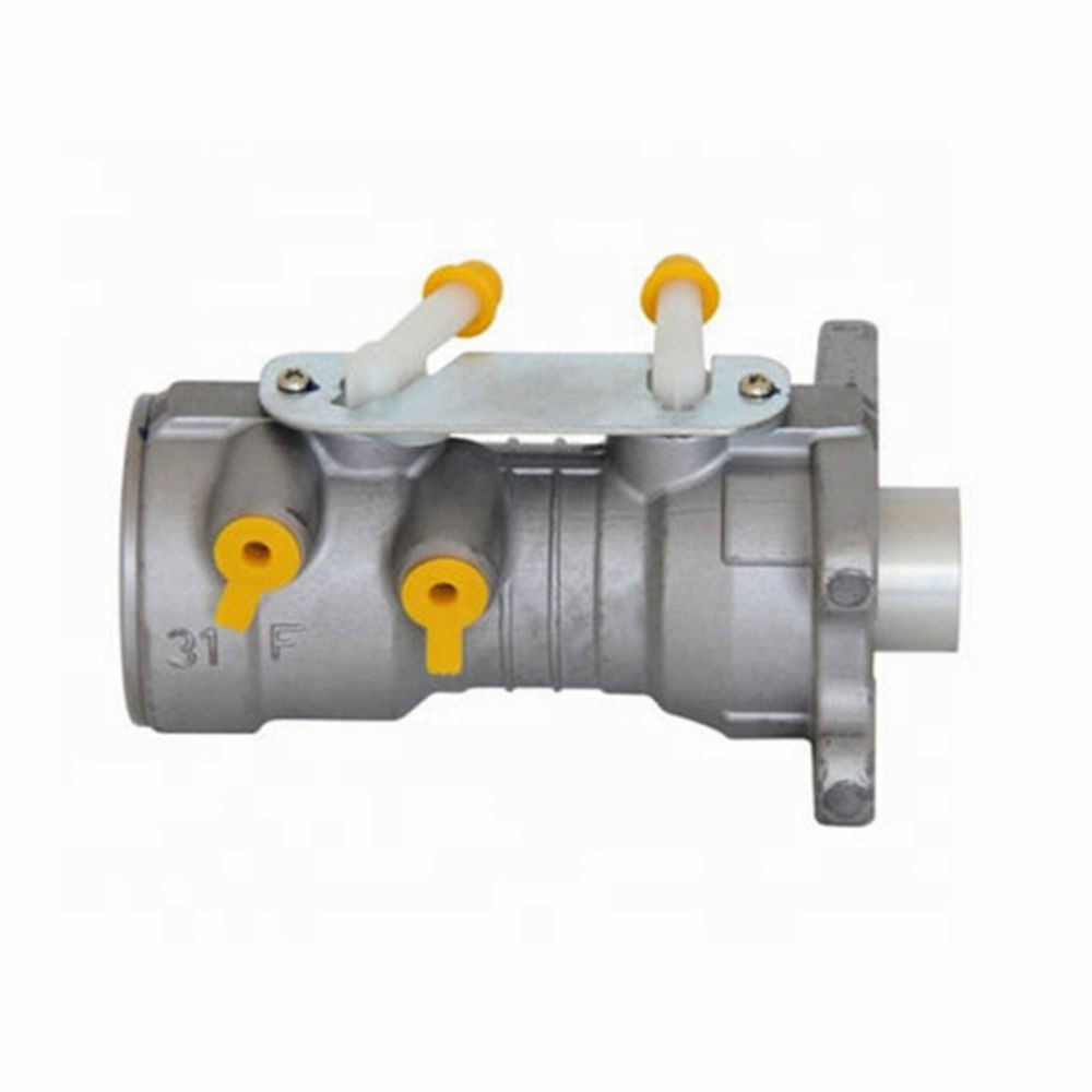 Clutch Truck Parts Isuzu Transmission System Parts Clutch Master Cylinder 8-97224-371-0