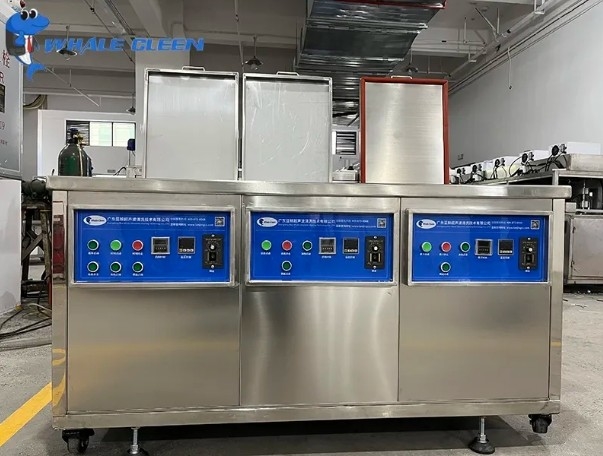 Diesel Fuel Injectors and Car Injector 3 Tanks Ultrasonic Cleaner 20-95C Heater Customizable Frequency